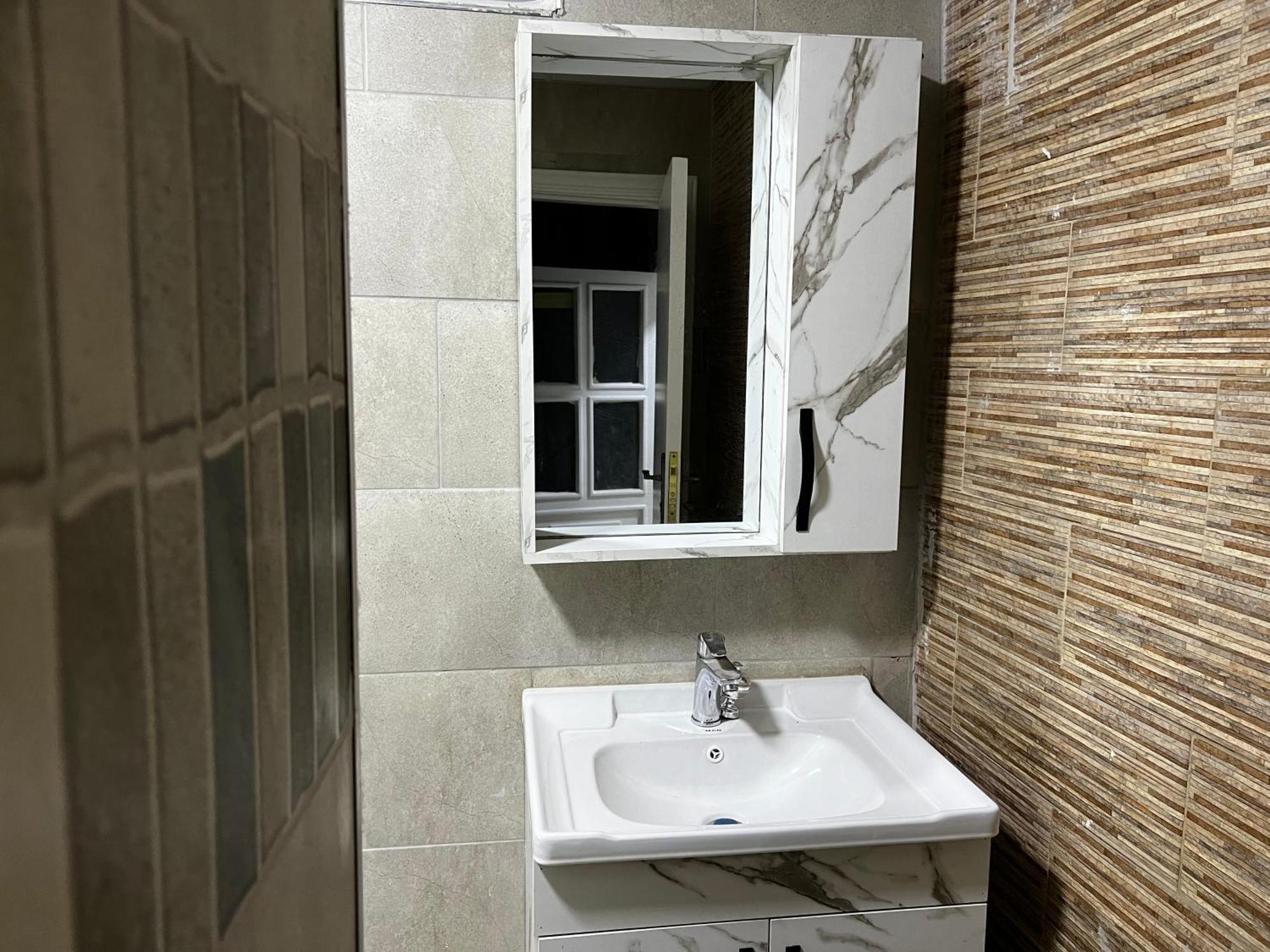 Downtown Inn Madaba Bagian luar foto